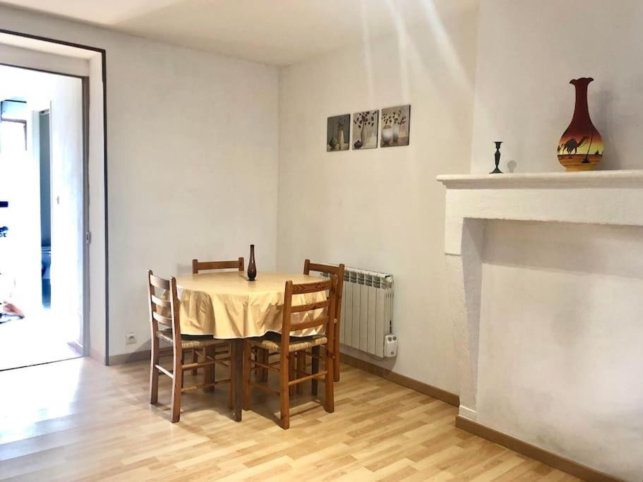 Appartement T3 Agreable A Bourbon L'Archambault المظهر الخارجي الصورة