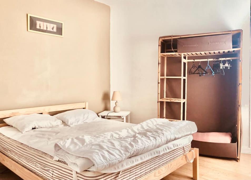 Appartement T3 Agreable A Bourbon L'Archambault المظهر الخارجي الصورة