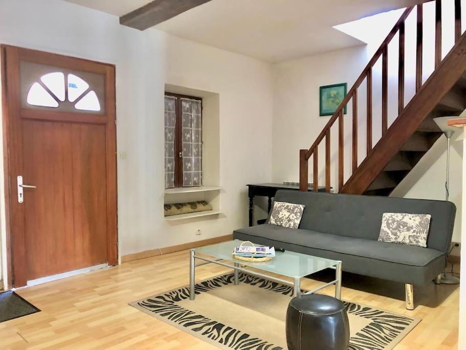Appartement T3 Agreable A Bourbon L'Archambault المظهر الخارجي الصورة